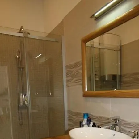 Rose - Cin081006-dya Appartement